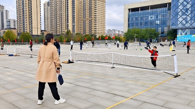 让健康成为, 手机占据了, 午都会进行